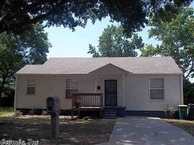 1st image of 4419 W 28th St