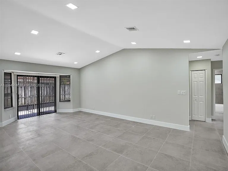 3216 NW 105th Ave — Photo 38