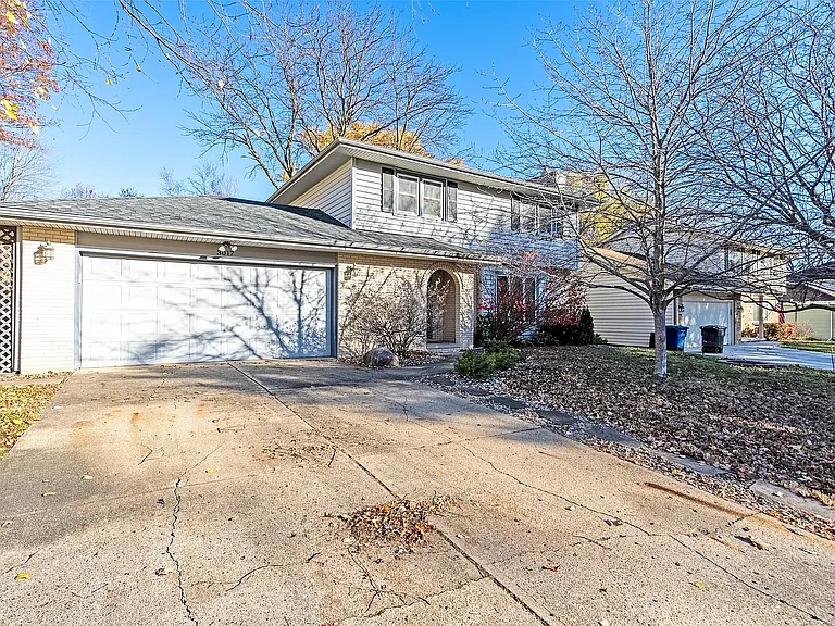3017 Valdez Dr — Photo 1
