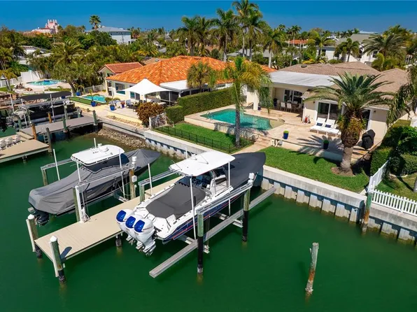 372 Hermosita Dr, Saint Pete Beach, FL 33706