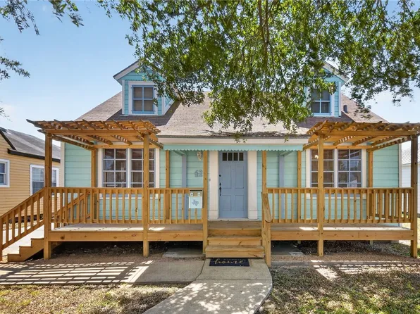 425 Palmero St, Corpus Christi, TX 78404