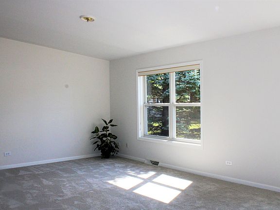 5th image of 2527 Lippizan Ln