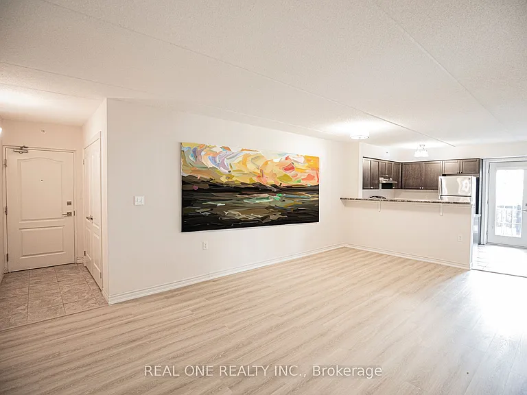 1440 Main St E #102 — Photo 19