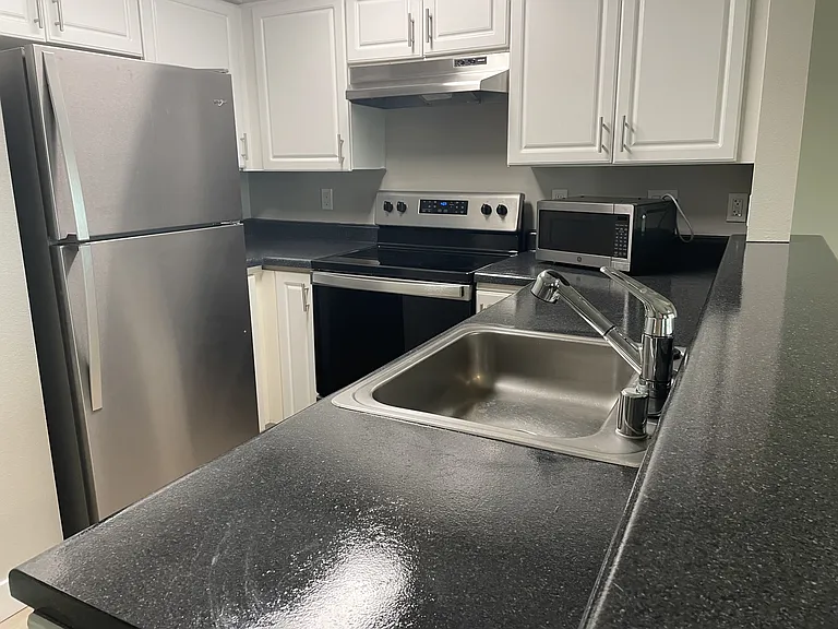 Redmond Park Apts — Photo 100
