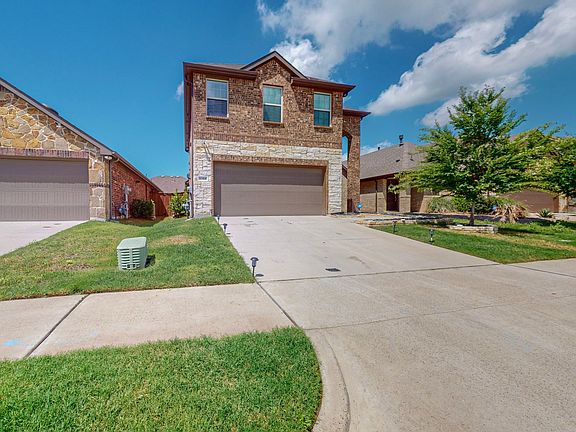 3rd image of 2166 Hobby Dr