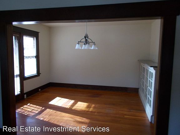 4th image of 1506 Earnest S Brazill St