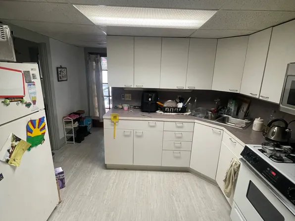 207 S Aurora St, Ithaca, NY 14850