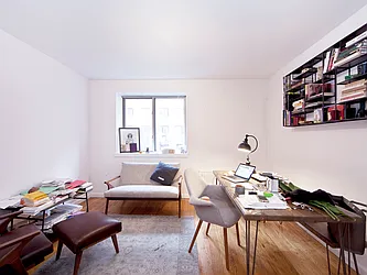 Rented by R New York