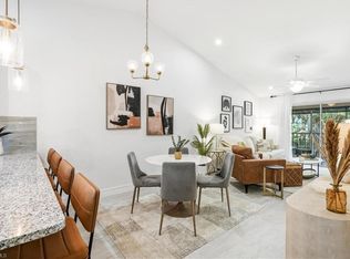 1714 Kings Lake BLVD #202, NAPLES, FL 34112