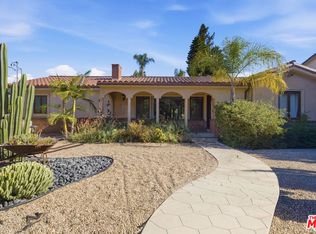 13800 Erwin St, Van Nuys, CA 91401