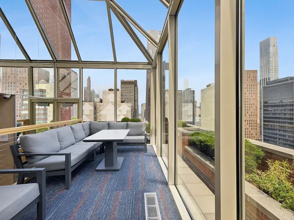 236 East 47th Street image 9 of 14