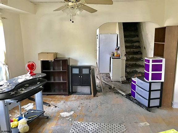 5th image of 2414 Zion Rd