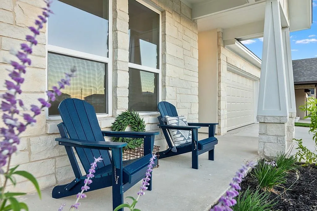 3 bed, 1566 sqft, $2,850 — Photo 3