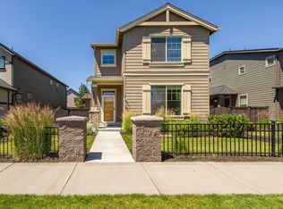 3807 NE Purcell Blvd, Bend, OR 97701