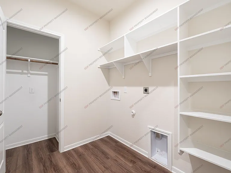 742 Friar Tuck Dr — Photo 11
