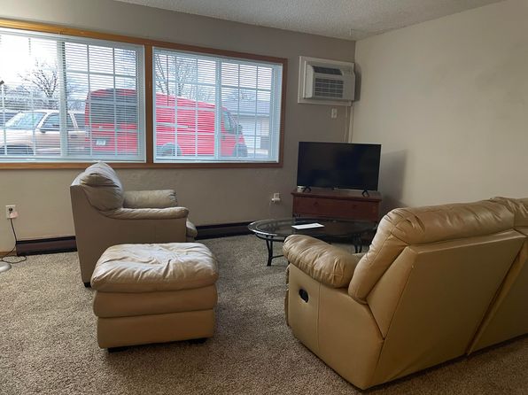 1014 E Main St #1