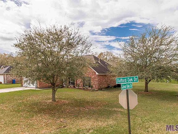 2nd image of 16341 Stafford Oak Dr