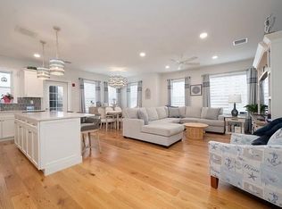 50 Coppersmith Way #302, Canton, MA 02021