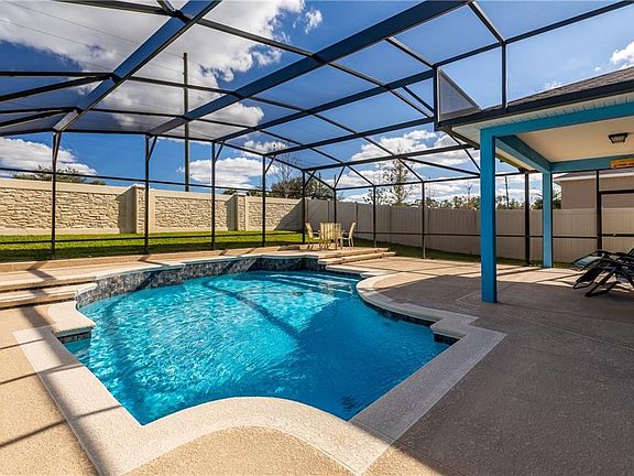 2nd image of 4070 Brookshire Cir