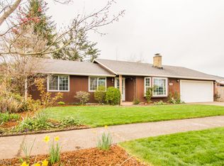 522 67th St, Springfield, OR 97478