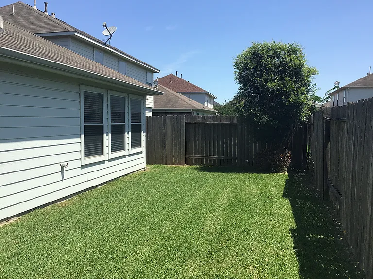 5602 Darby Square Trl — Photo 17