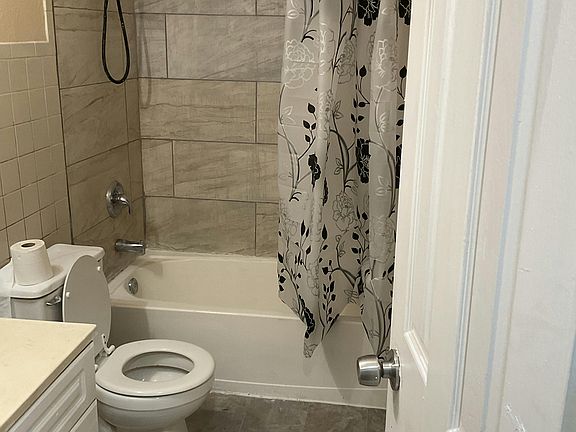 4th image of 3111 Patience Ave