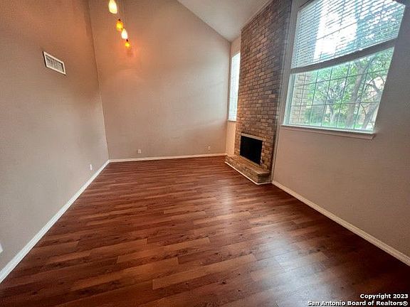 3rd image of 8925 Willmon Way