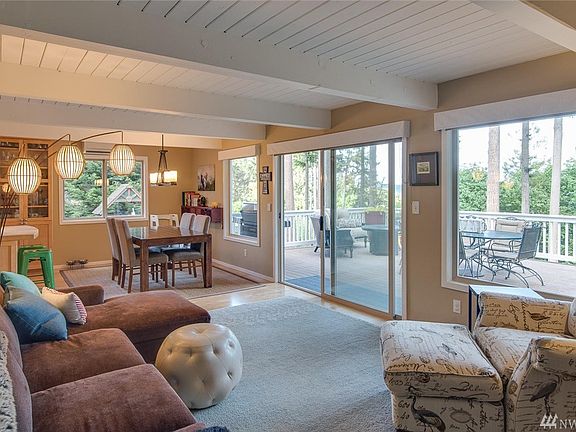 4th image of 2219 Lybecker Dr NW