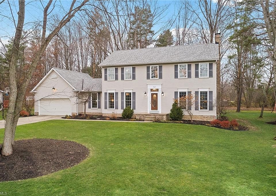 1st image of 717 Ashbrooke Way