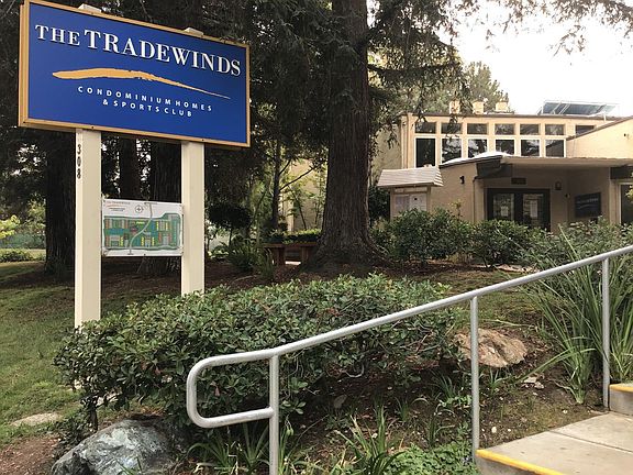 4th image of 312 Tradewinds Dr APT 11