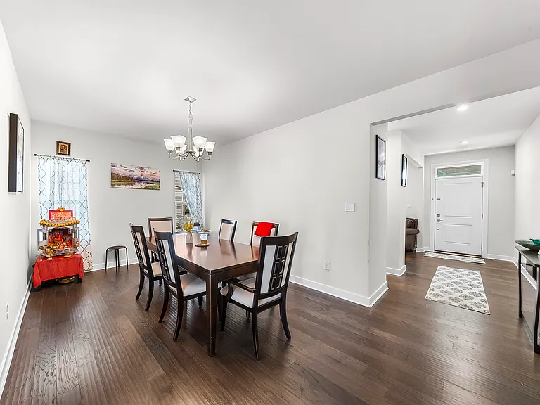 305 Goodwick Dr — Photo 26