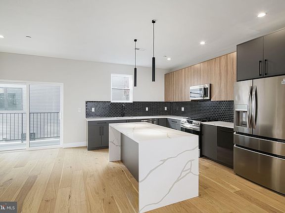 5th image of 2670 Salmon St