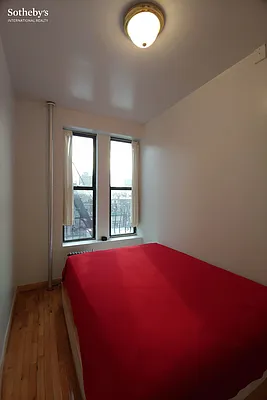 Rented by Sotheby's International Realty | media 13