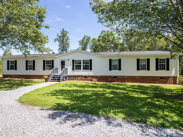 3044 Leda Rd, Nathalie, VA 24577