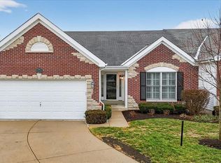 784 River Glen Dr, O'Fallon, MO 63368