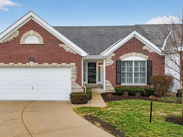 784 River Glen Dr, O'Fallon, MO 63368