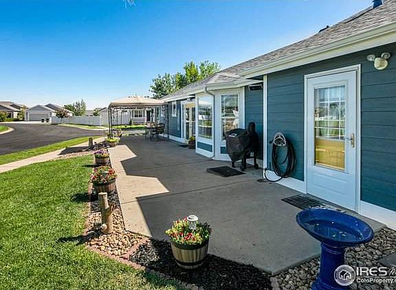 5th image of 4311 Mariposa Ln