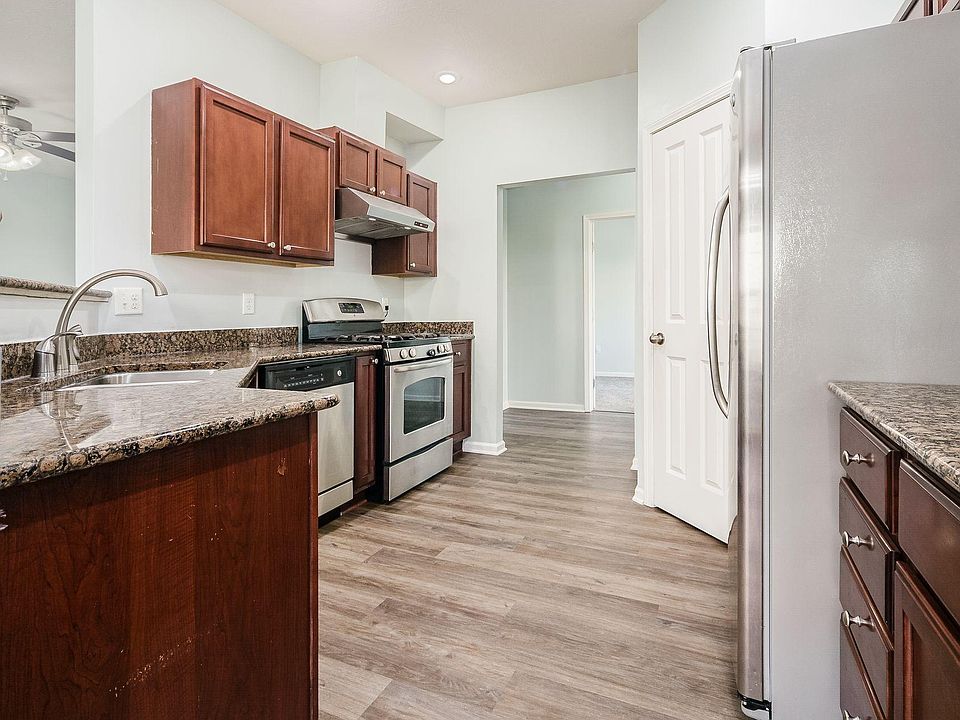 1st image of 1412 Lakes Circle Dr #1412