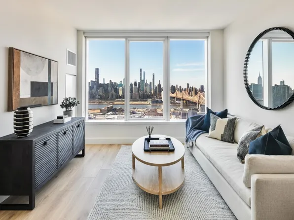 23-15 44th Road image 3 of 21