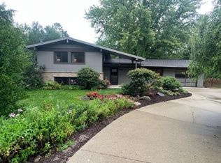 4154 Twin Valley Rd, Middleton, WI 53562