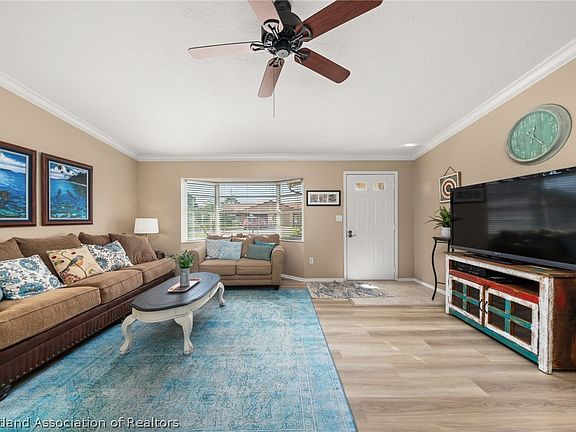 4th image of 3721 Thunderbird Hill Cir
