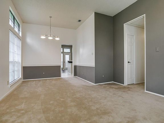 2nd image of 7928 Vienna Dr