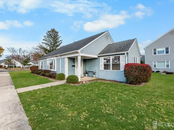 324C Old Nassau Rd, Monroe Township, NJ 08831