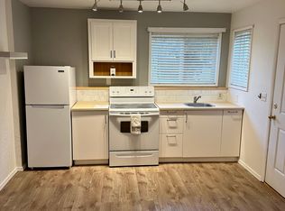 1720 N Navajo Dr, Flagstaff, AZ 86001