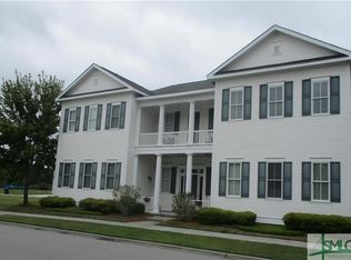 4 Crabapple Cir APT C, Prt Wentworth, GA 31407