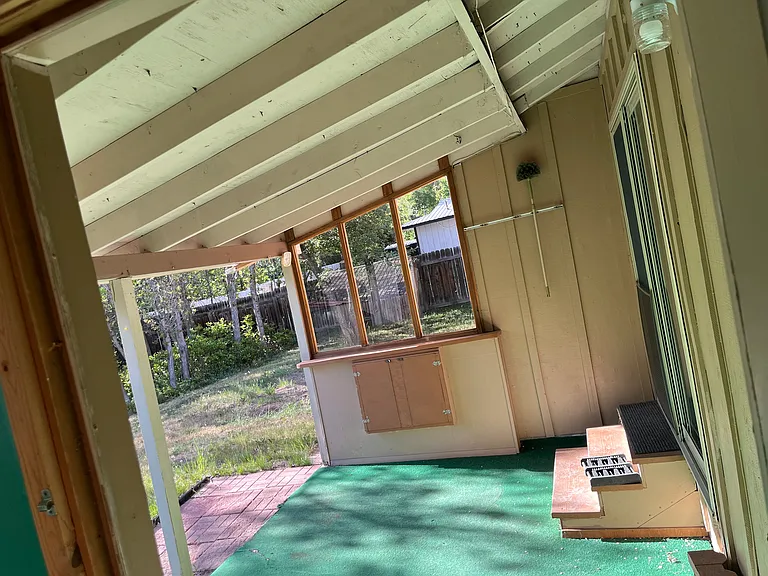 2595 Arroyo Dr — Photo 25