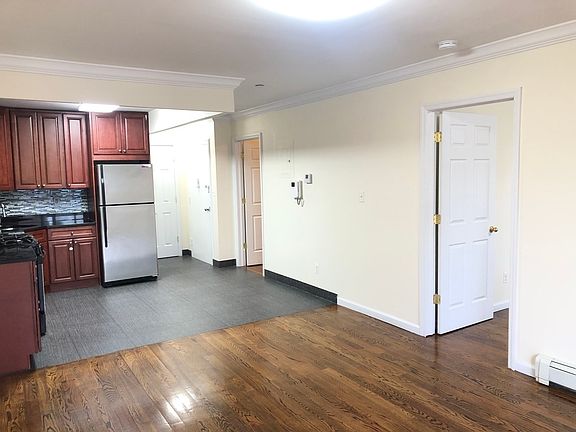 3rd image of 23-12 31st Dr #4