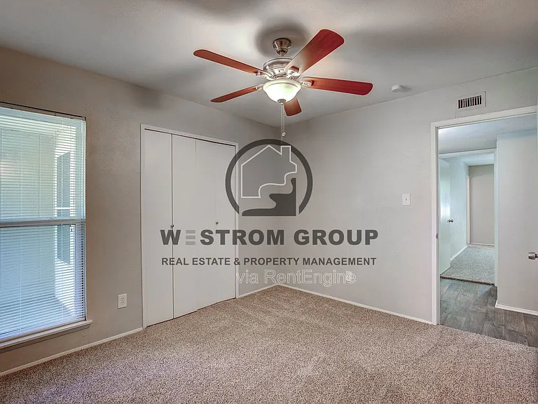 7801 Summerglen Rd — Photo 16