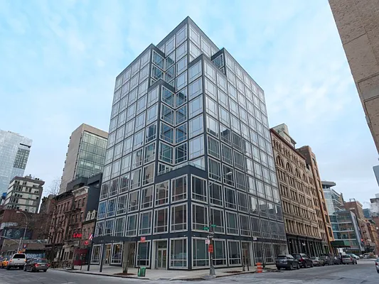 Sold by Sotheby's International Realty | media 10