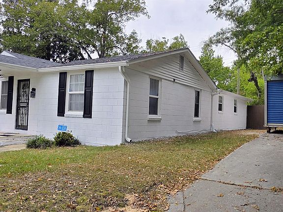 2nd image of 3529 Beaumont Ave